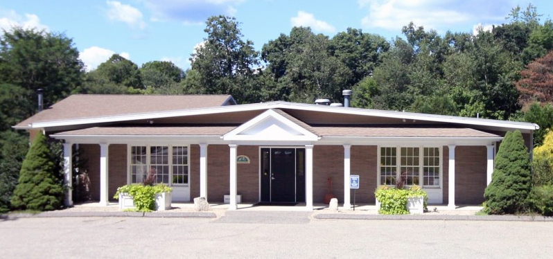 Litchfield Veterinary Hospital building
